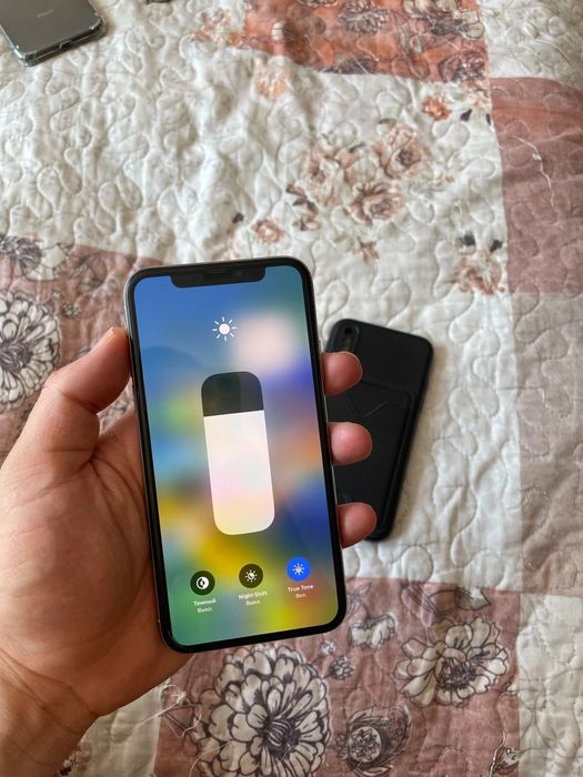 Айфон Х 256гб iPhone