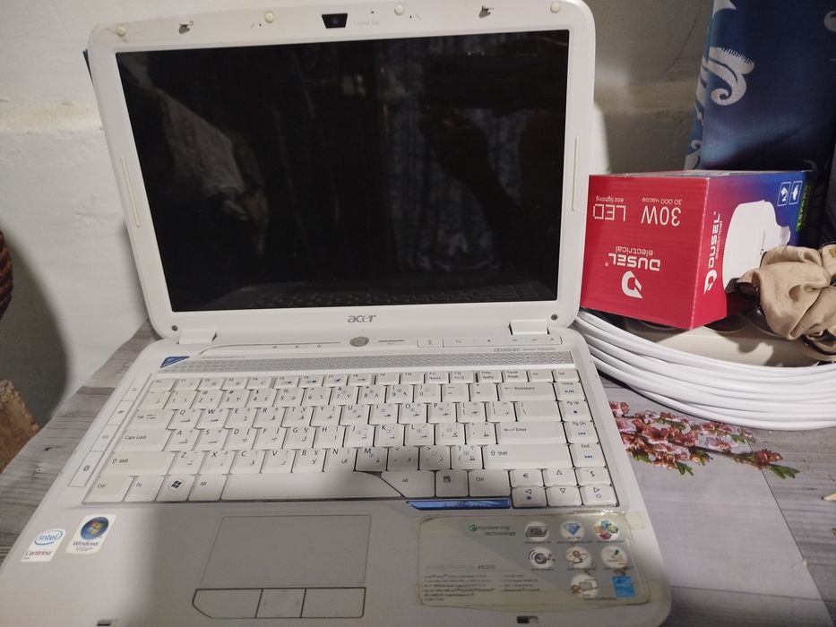 Acer notebook sotiladi Acer