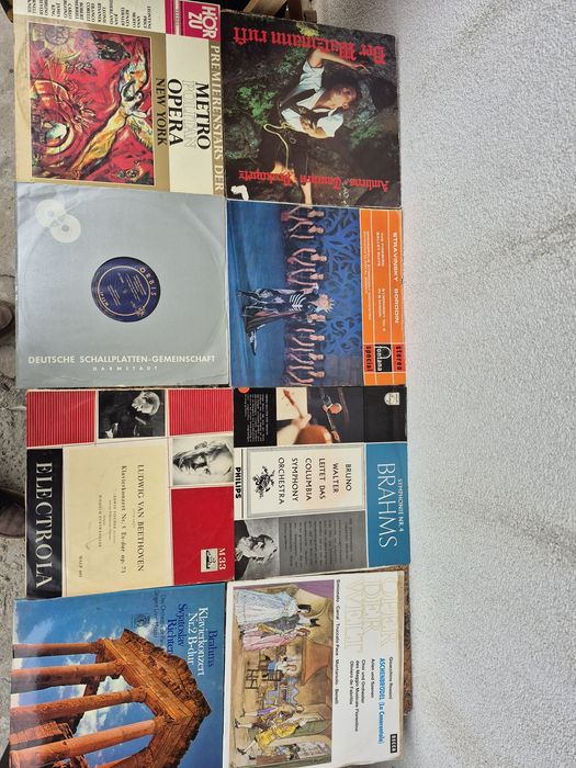 Vând 150LP Discuri Vinil colectie muzica clasica compozitori celebrii