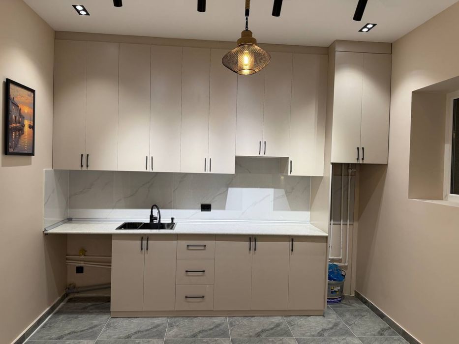 Yunusabat zarbuloq mahala 31 dom 7 etajka navastiroyka. Sokolniy