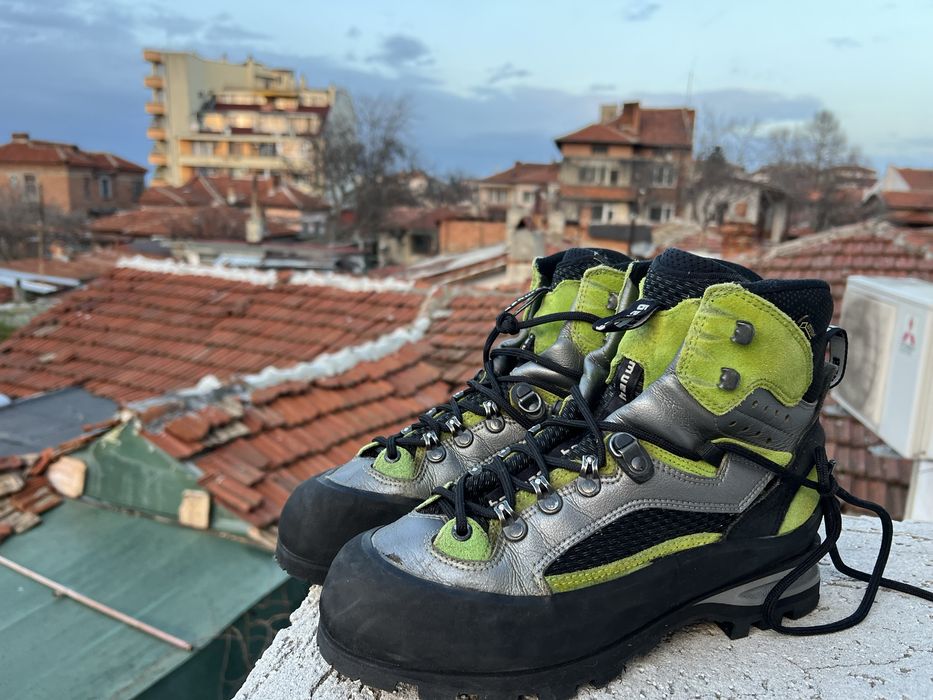 Han Wag Gore-Tex Vibram 44.5