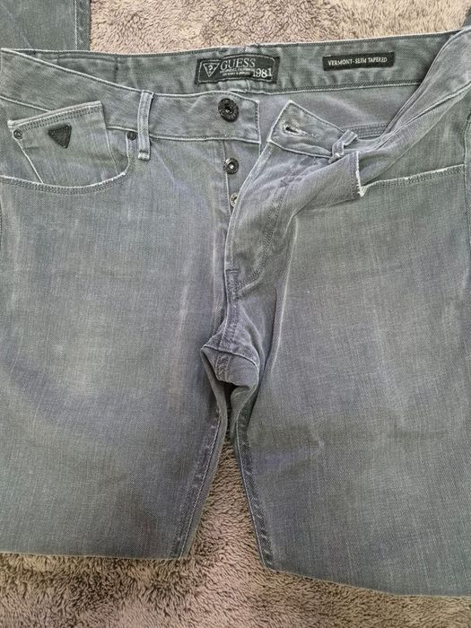 Blugi de barbat Guess