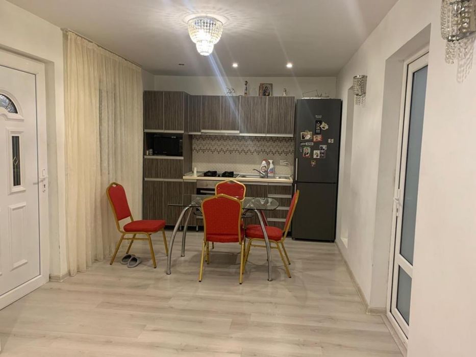 Casa de inchiriat Corbu centru