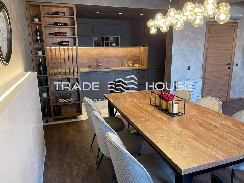 Дава се под наем Мезонет в Пловдив, Кършияка - 155 кв.м за 1100 € - Снимка #2