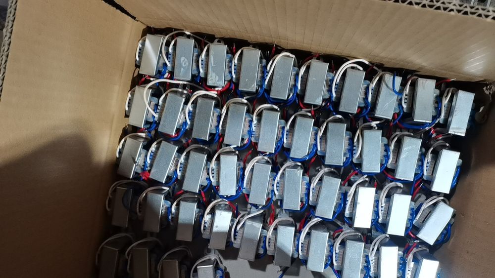 Трансформатор низкочастотный 220v 50Hz -> 9v, 18v, (27v), 600mA