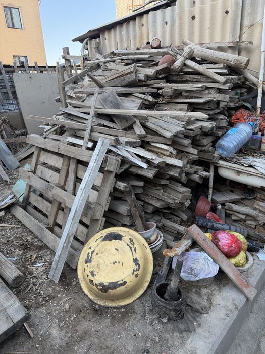 Дрова старые готовые для бани и печки