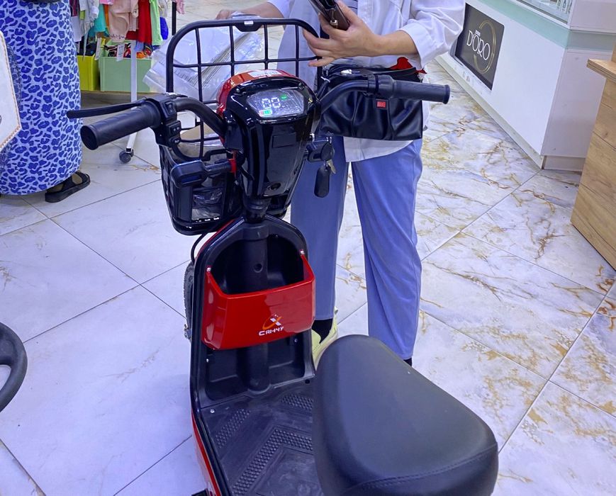 Электронная скутер