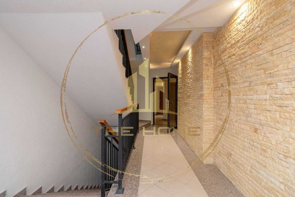 Дава се под наем Двустаен апартамент в Варна, Гръцка махала - 75 кв.м за 997.05 € - Снимка #12