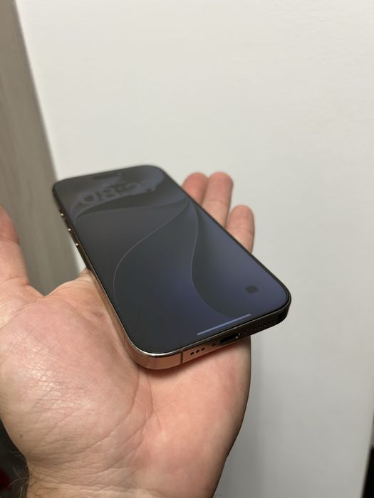 Iphone 16 Pro 128GB Gold