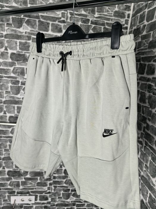 Nike Tech къси панталони