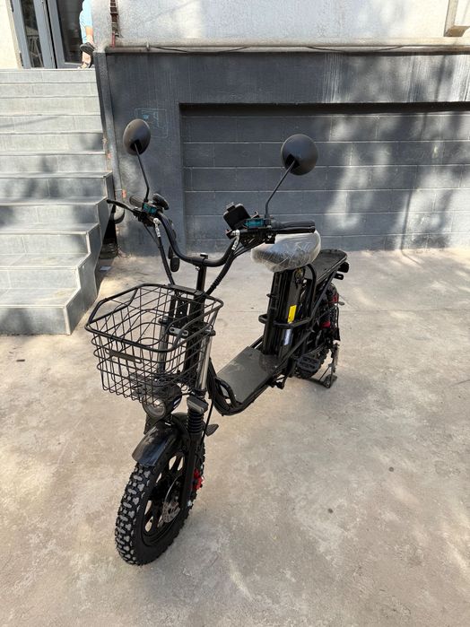 Электроскутер Monster