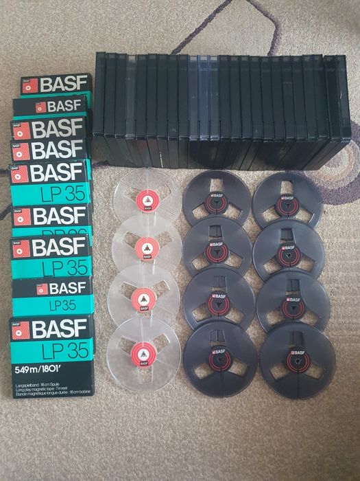 Role/cutii pentru benzi magnetofon Basf 18cm originale