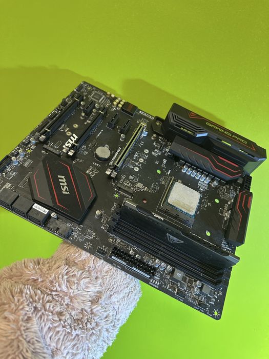 Placă de bază MSI X470 Gaming Pro AM4