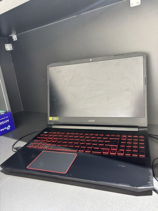 Acer nitro 5 sotiladi