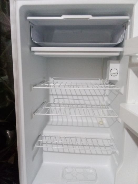 Продаю мини холодильник