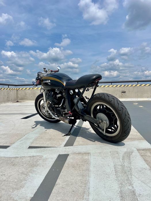Honda S-Wing Honda GL 500 Silver Wing – motocicletă clasică, recondiționată.
