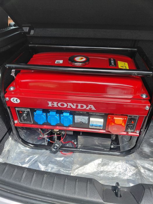 Продавам чисто нов агрегат 6.5 KW.