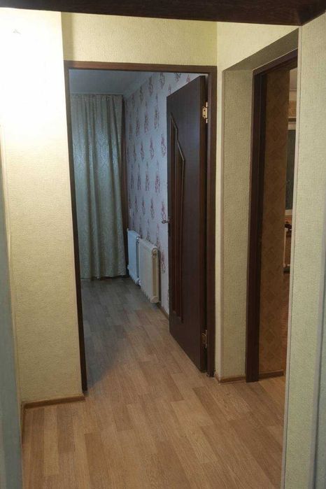 Срочно продается 1/3/5 переделанная в 2 комнатную, Алмазарский район!