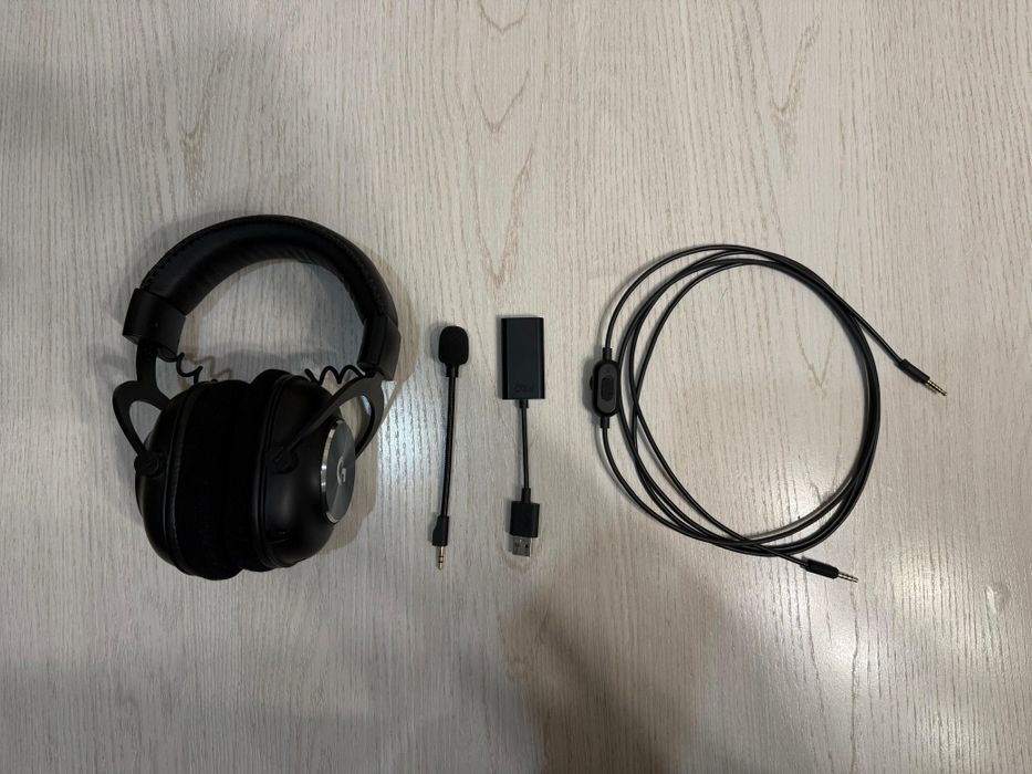 Наушники Logitech Gpro.