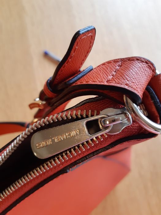 Оригинална чанта Michael Kors