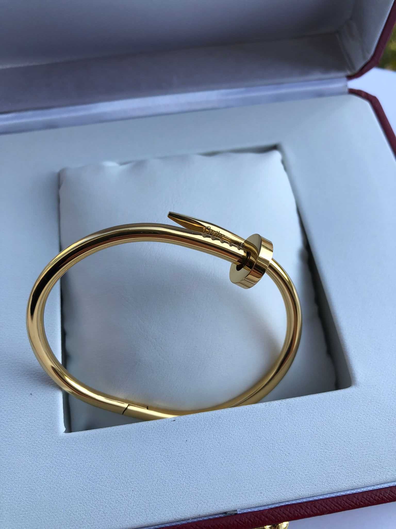 Juste un clearance clou bracelet gold