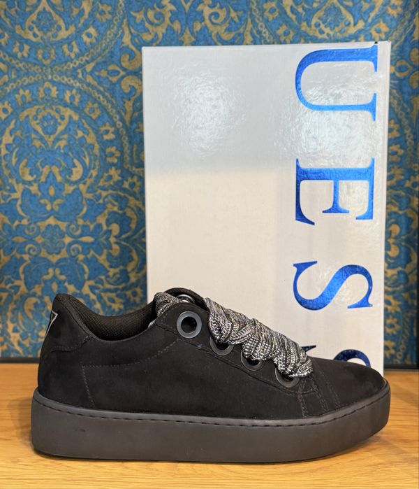 Дамски кецове GUESS велур 37.38.41