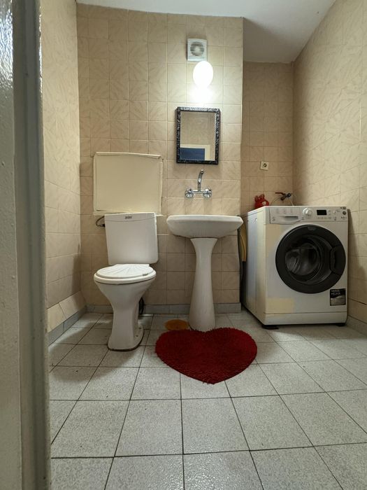 Продава се Тристаен апартамент в Бургас, Възраждане - 100 кв.м за 1800 €/кв.м - Снимка #7