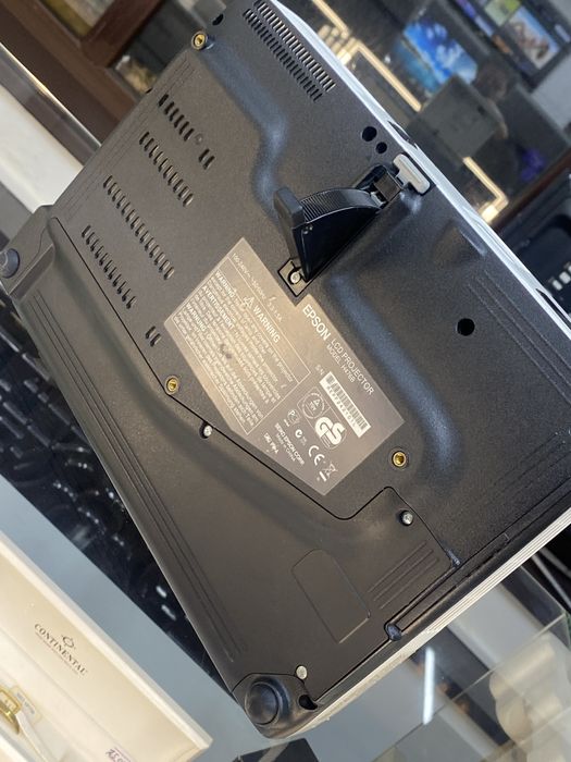 Портативный 3LCD проектор EPSON