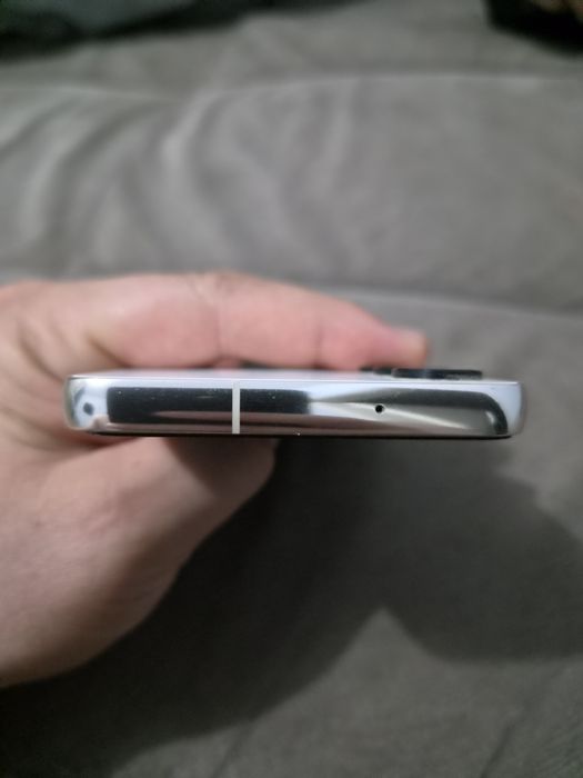 Samsung s23 zor xolatda