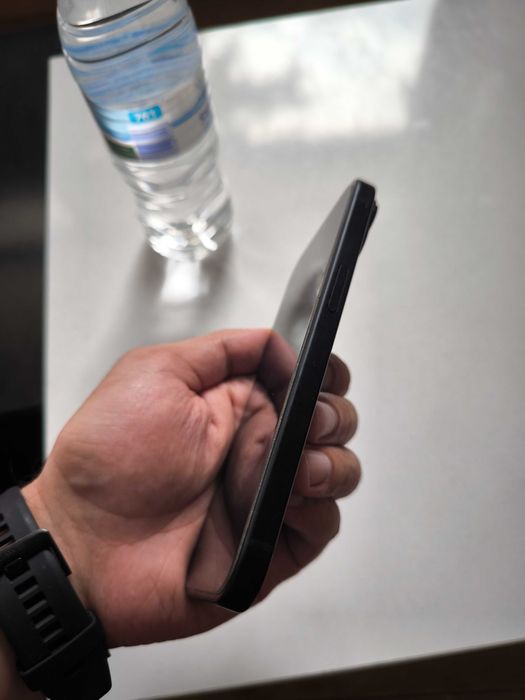 iPhone 15 Mate Black