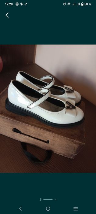 Продам туфли новые