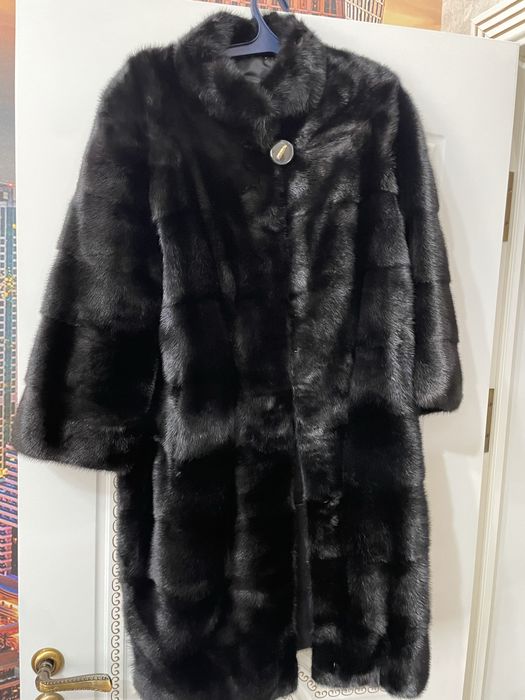 Продам шубу норковую