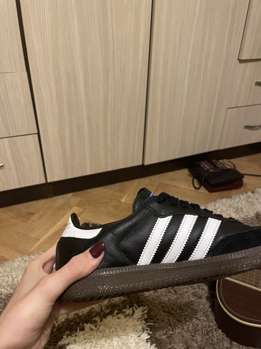 Чисто нови adidas samba