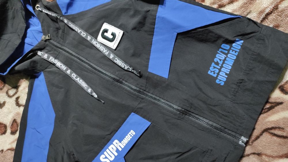 Куртка на весну и на осень