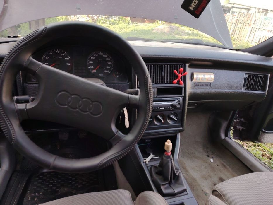 Ауди 80 б4 1.8 продам