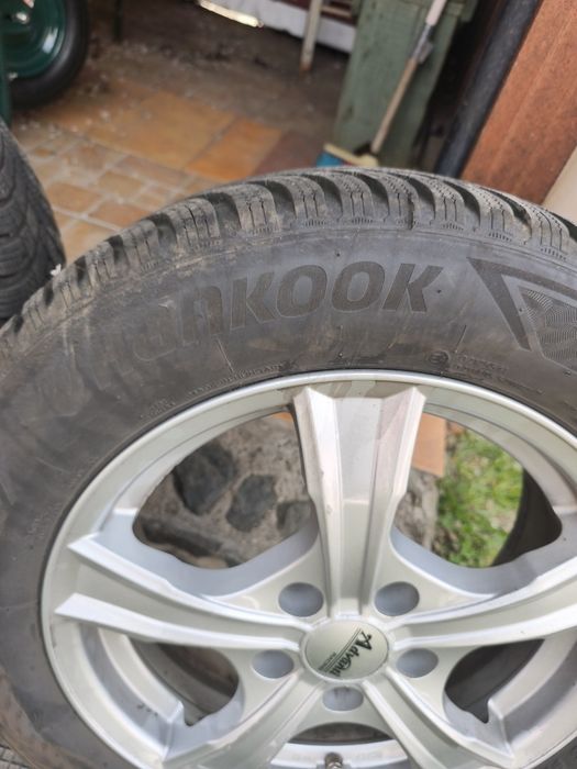 Jante aliaj 16 plus cauciucuri de iarnă hankook  205/60/16