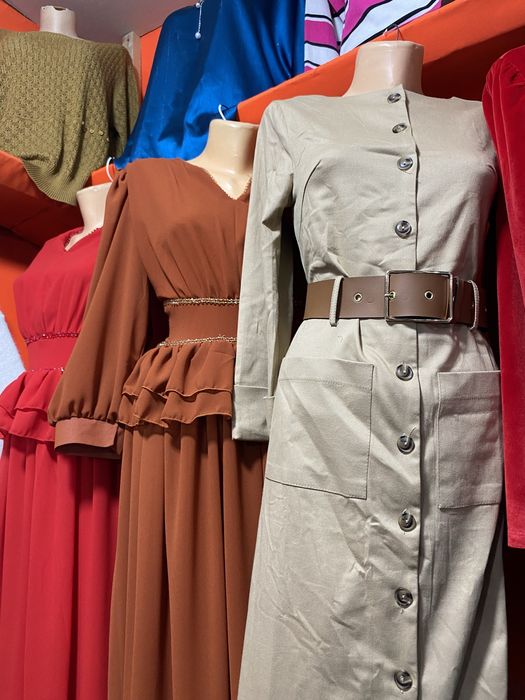 Продам женские одежды