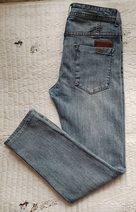 Продаю мужские джинсы