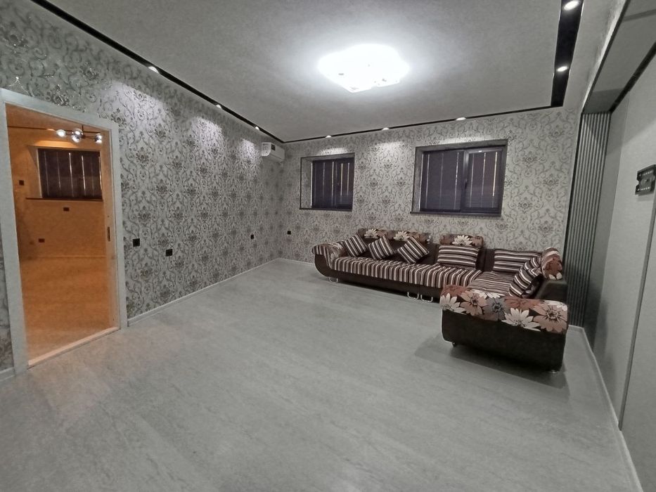 Срочно квартира сотилади