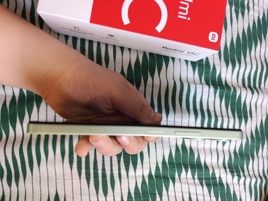 Продам телефон редми 13 с