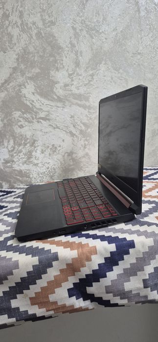 Acer Nitro AN515-43