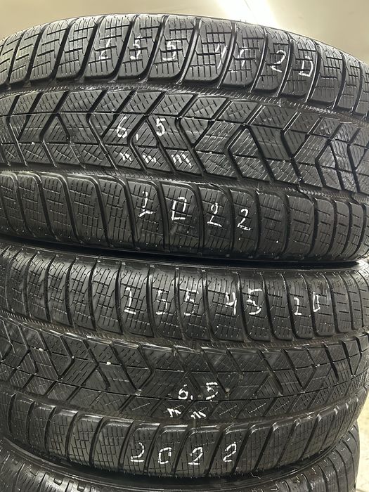 Гуми 255/45/20 Pirelli 4 бр Зимни Дот 3422