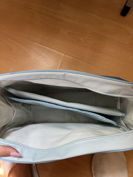 Органайзер за бебешка количка на Mustela с включена постелка