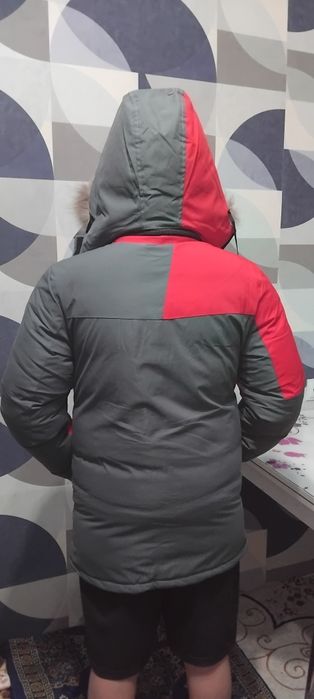 Зимняя тёплая куртка