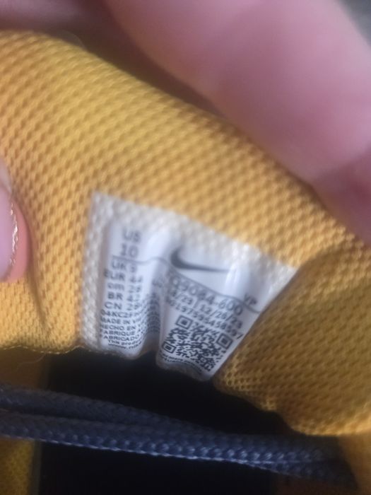 Маратонки  Nike  номер 44