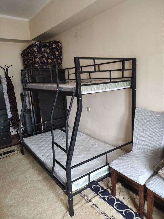 Кровать двухъярусная