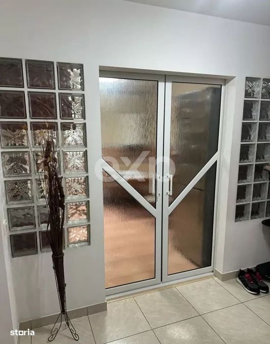De vanzare apartament 3 camere decomandate, 70 m2, et.1, zona Anda
