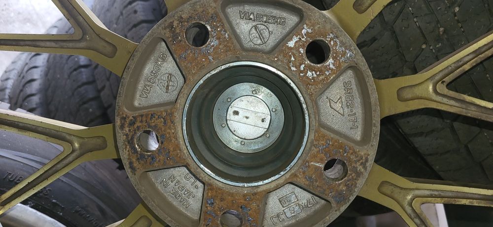 Продам диски 114.3×5 , шинами 225×65r16