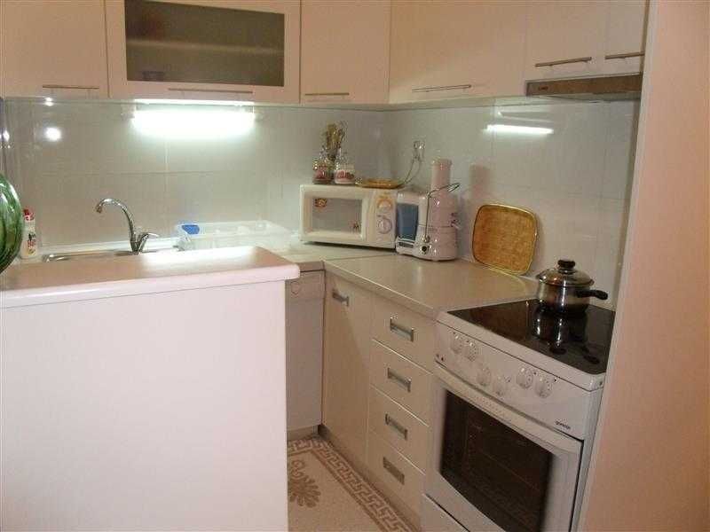 Дава се под наем Едностаен апартамент в Пловдив, Мараша - 36 кв.м за 137.7 € - Снимка #2