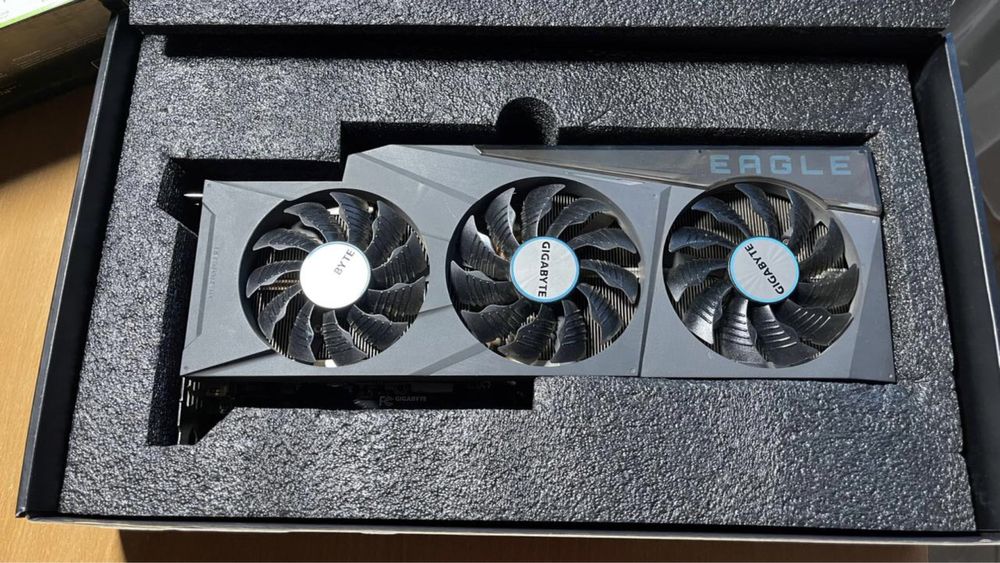 Продам видеокарту 3080TI